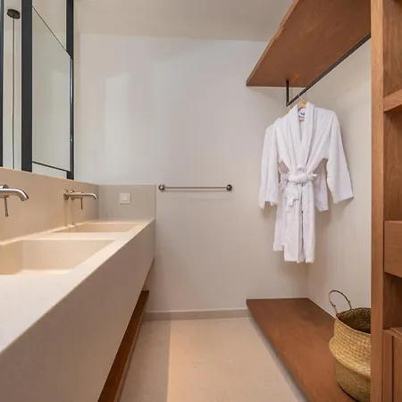 فيلة Noema Luxury Retreat - Adults Only Asfendiou