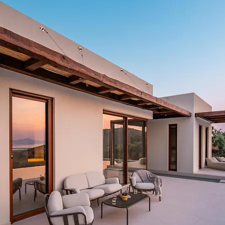 Noema Luxury Retreat - Adults Only וילה