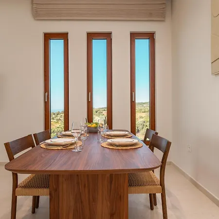 Noema Luxury Retreat - Adults Only *