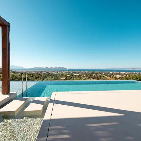 Noema Luxury Retreat - Adults Only *