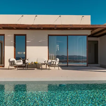 Noema Luxury Retreat - Adults Only