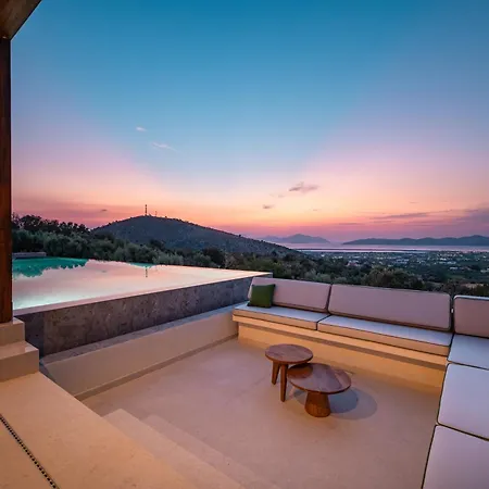 Noema Luxury Retreat - Adults Only